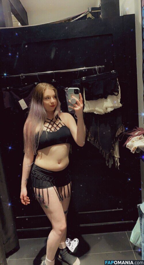 Pussyxxprincessxx / lucidivinity Nu OnlyFans  Foto vazada #4