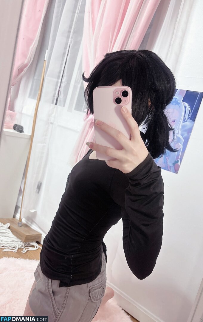 https: / pyomee / pyomei Nu OnlyFans  Foto vazada #4