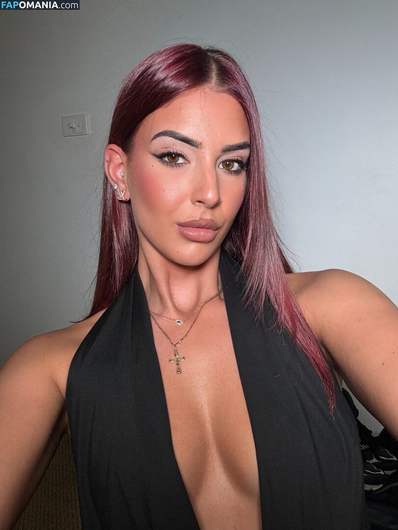 Queen Holly / hdupler / queenholly111 Nu OnlyFans  Foto vazada #8