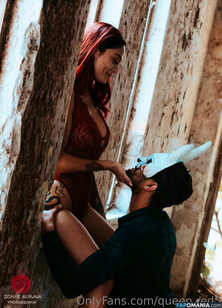 Queen Red / QueenRed66 / queen.red5 Nu OnlyFans  Foto vazada #2
