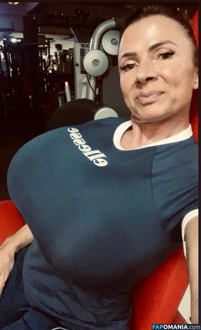 QueenMuscleBoobs Nu OnlyFans  Foto vazada #12