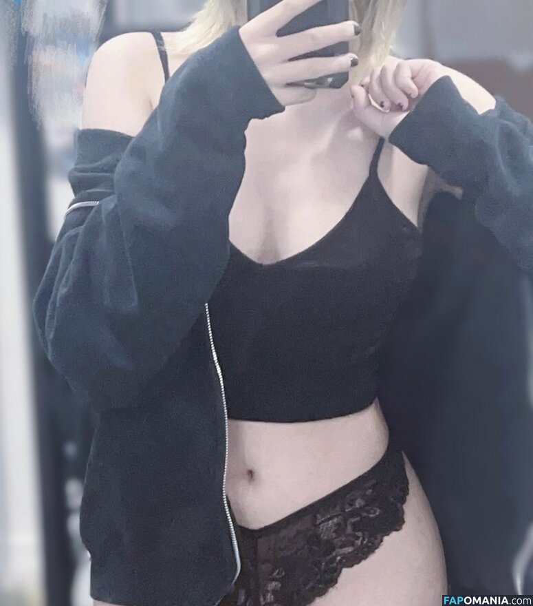 cw / https: / rabbit_poem / rabbitpoem Nu OnlyFans  Foto vazada #6