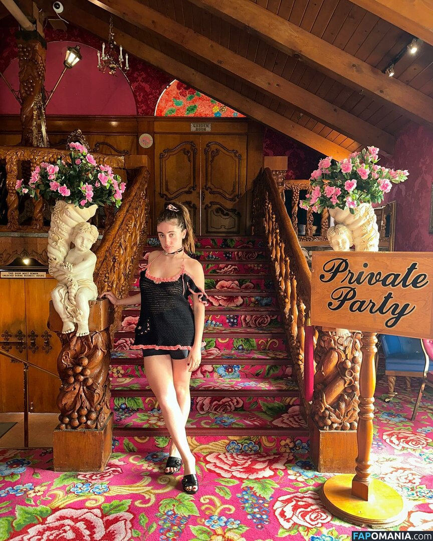 Rachel Anne Sennott / treaclychild Nu OnlyFans  Foto vazada #55
