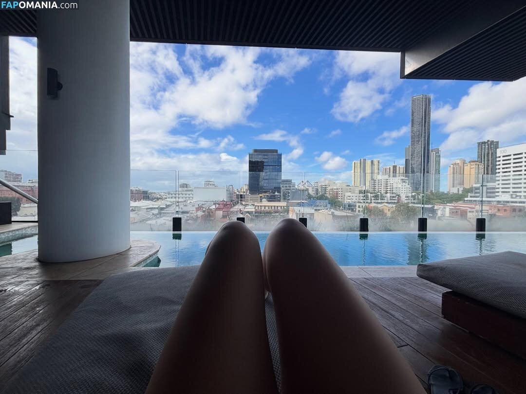 Rae Law / asadiaxox / rlrlrlx Nu OnlyFans  Foto vazada #3