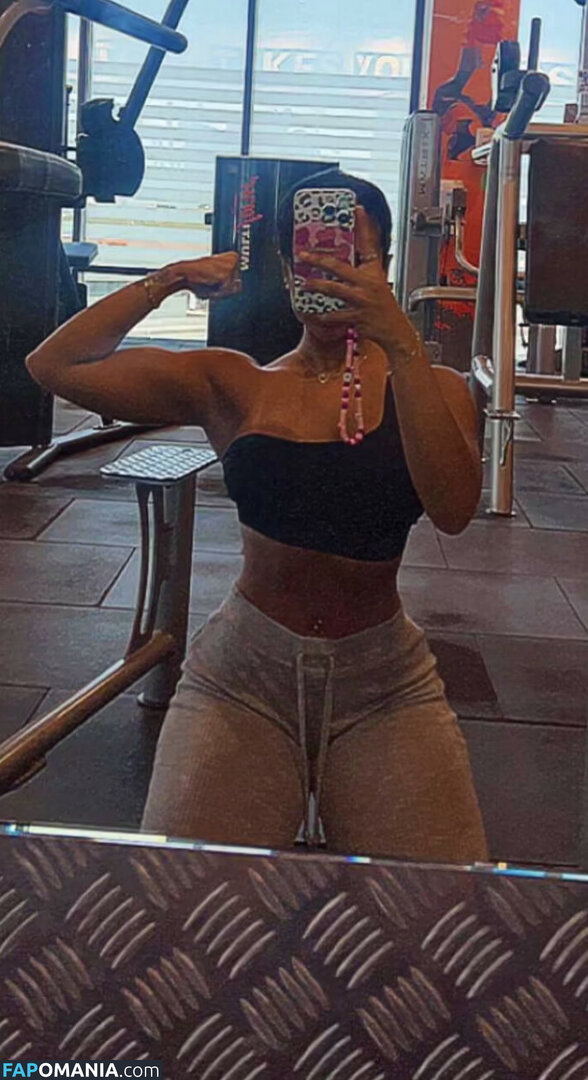 Raghad Hussain / coach Raghad / raghadhfit Nu OnlyFans  Foto vazada #6