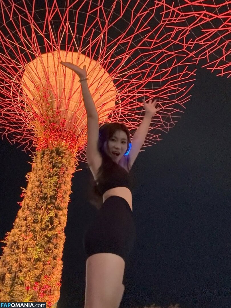 Rainie / lalibula8 Nu OnlyFans  Foto vazada #2