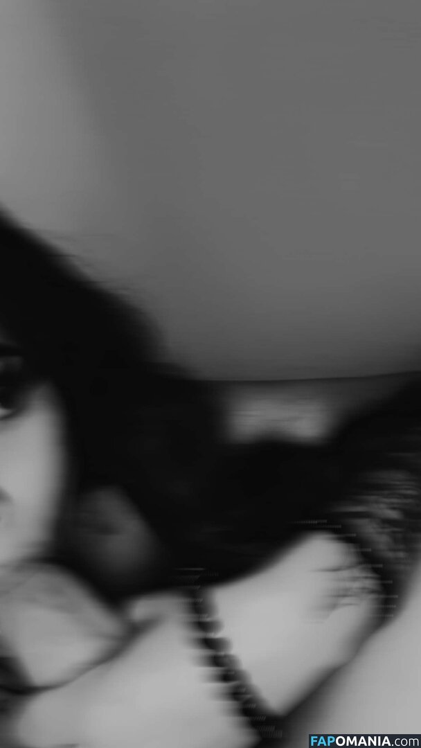 Rayventtaylor / m3talxfr3ak Nu OnlyFans  Foto vazada #3