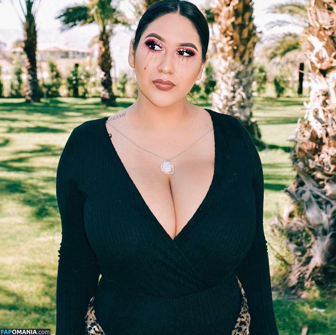 realroses / roserayy Nu OnlyFans  Foto vazada #4