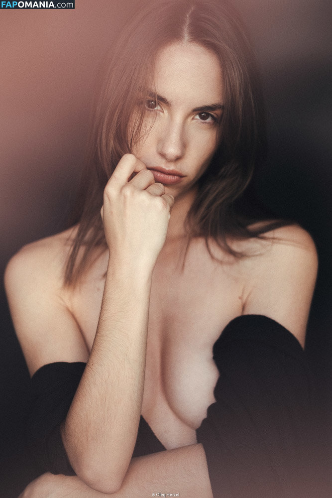 Rebecca Bagnol / _rebeccabagnol / bagnolrebecca / rebeccacambria_free Nu OnlyFans  Foto vazada #34