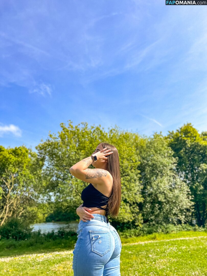 Renata Ramos / https: / renataramos._ Nu OnlyFans  Foto vazada #2