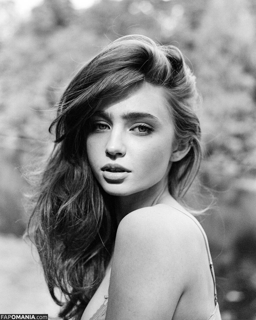 Renata Ri / Renatarii / renata_ri / renatarrii Nu OnlyFans  Foto vazada #710