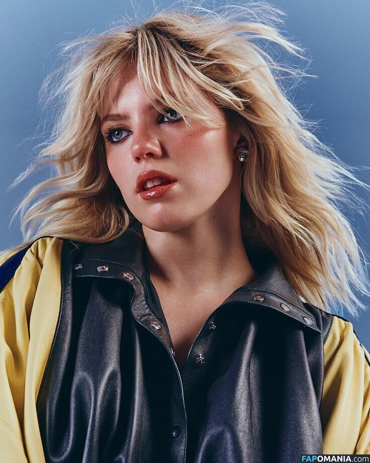 Renee Rapp / reneerapp Nu OnlyFans  Foto vazada #134