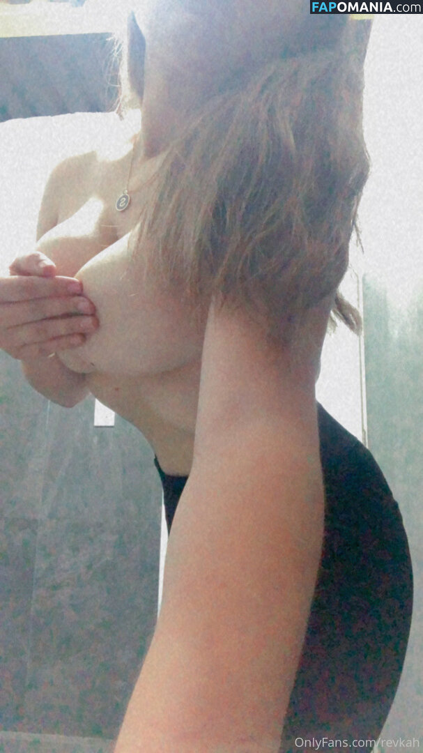 revkahgaming / revkahisback Nu OnlyFans  Foto vazada #16