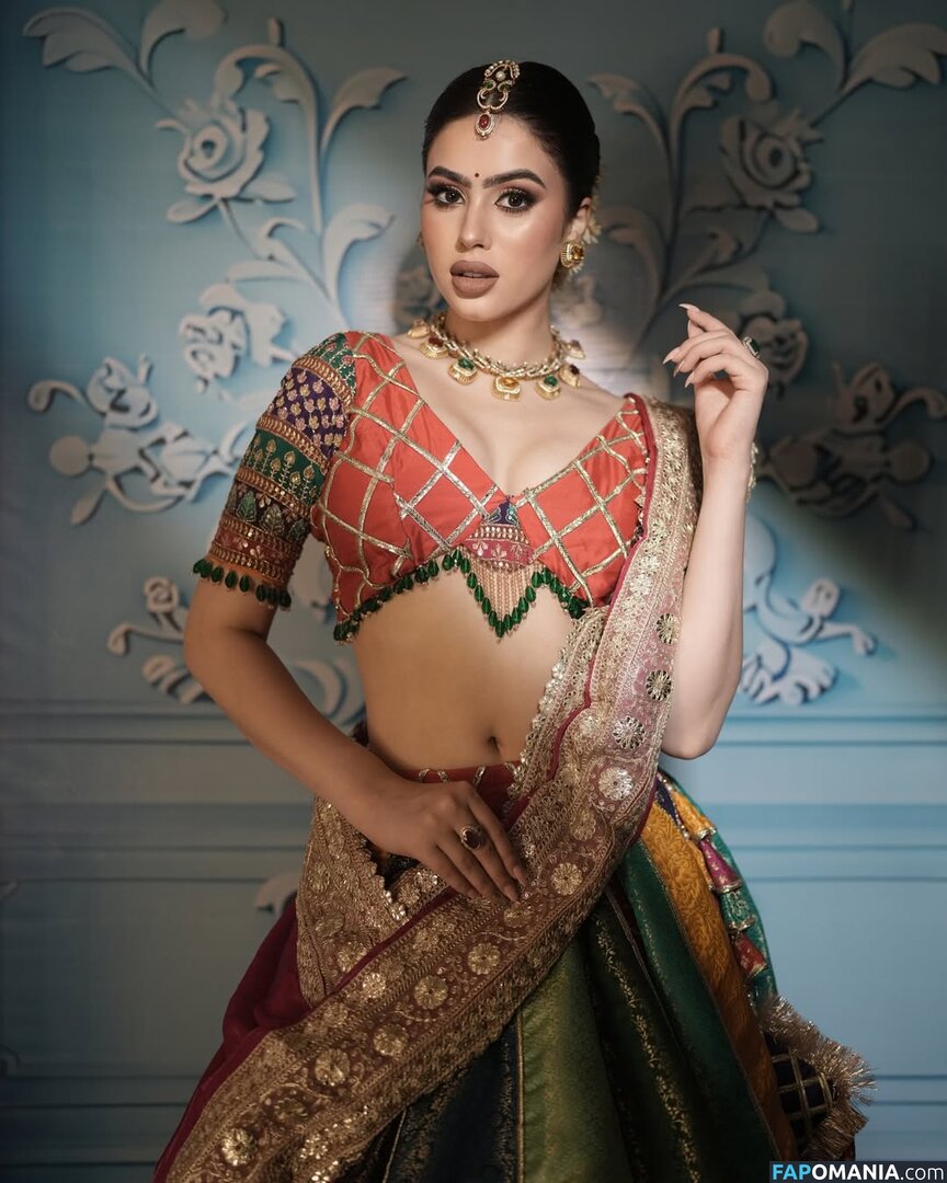 Riva Arora / https: / riva.arora.1 / riva.aroraofficial / rivarora_ Nu OnlyFans  Foto vazada #4