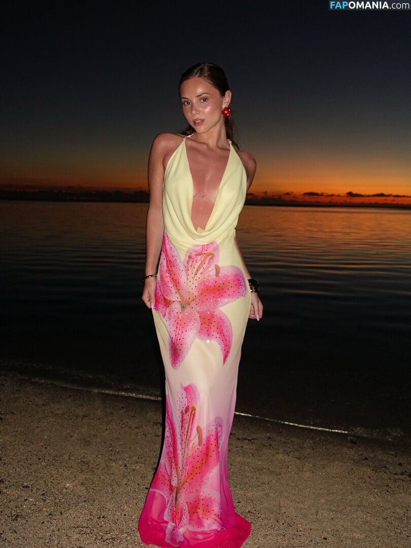 Romane Bertrand / rromane.b Nu OnlyFans  Foto vazada #19