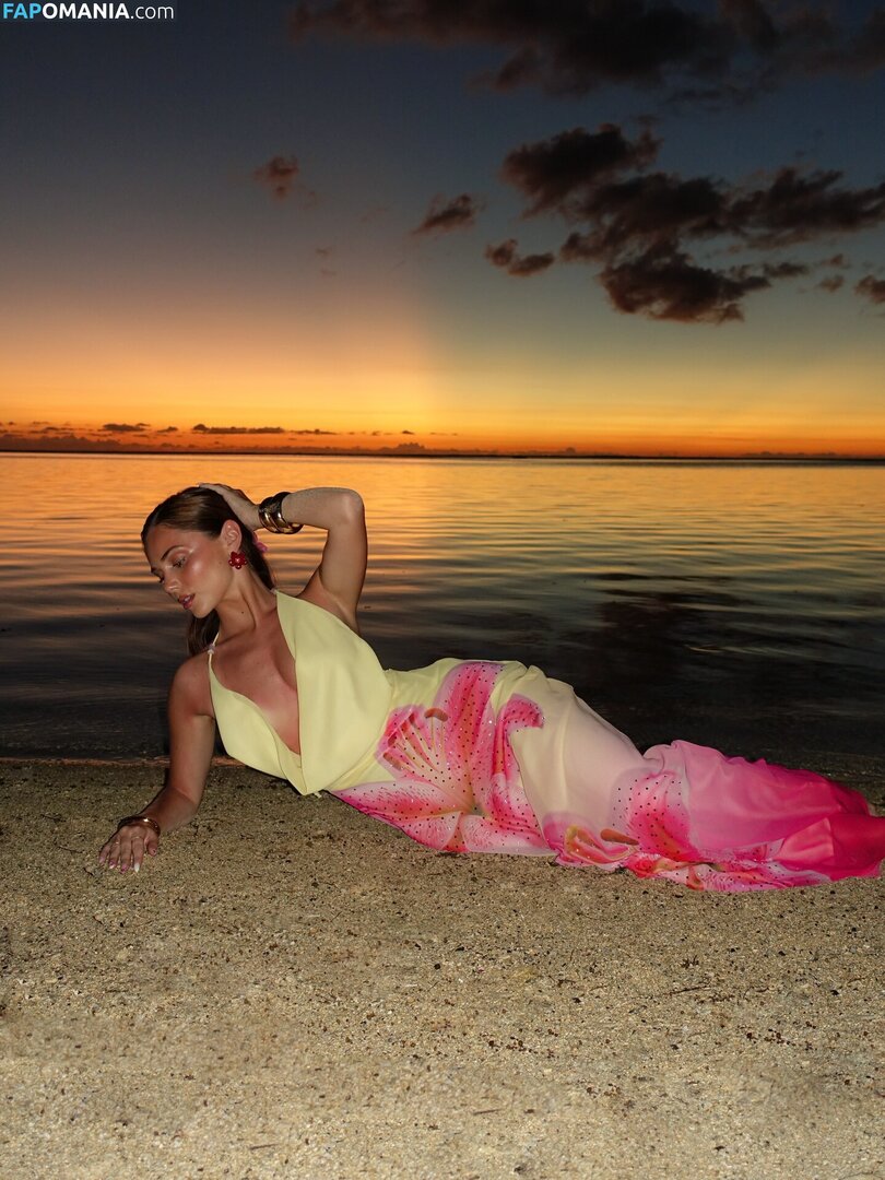 Romane Bertrand / rromane.b Nu OnlyFans  Foto vazada #20