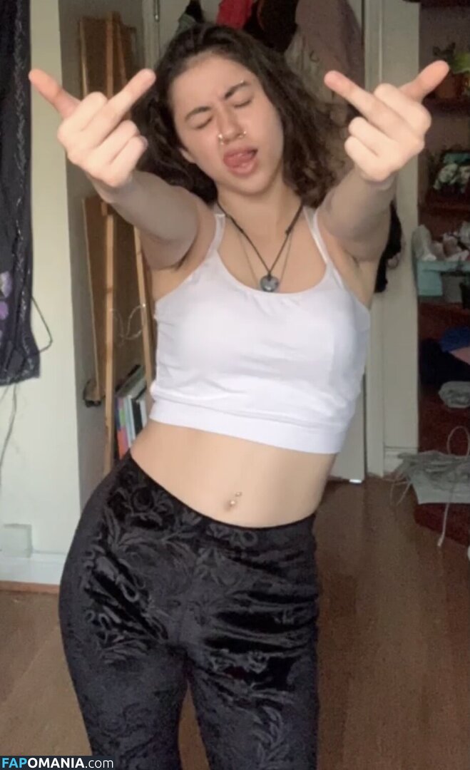 ChelleMac2001 / Mac.Chelle_01 / OhMyGawdRonni / OhMy_Gawd_Ronni / Ronni Mac / RonniMac18 Nu OnlyFans  Foto vazada #6