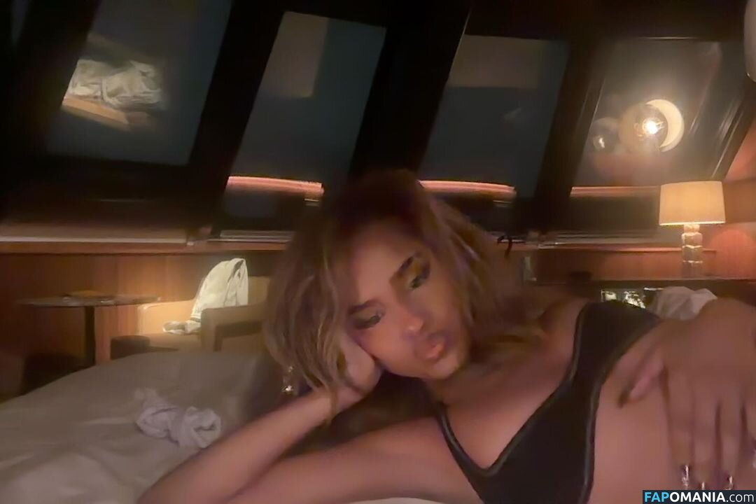 Tyla / Tyllaaaaaaa / _40onPump2_ / ronnie_hart Nu OnlyFans  Foto vazada #3