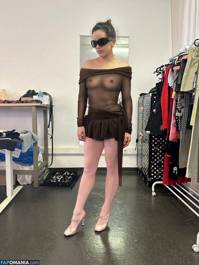 La Rosalía / Rosalia / rosalia.vt / therosaliaxo Nu OnlyFans  Foto vazada #13