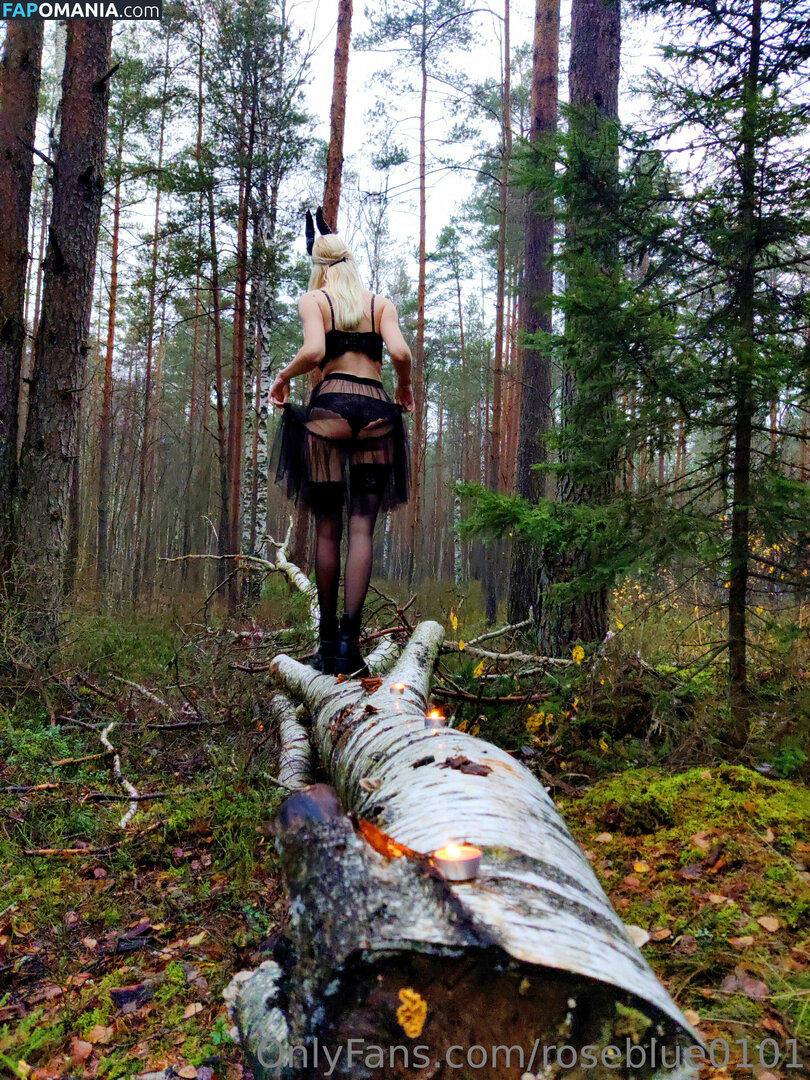 roseblue0101 / rsblue0101 Nu OnlyFans  Foto vazada #15