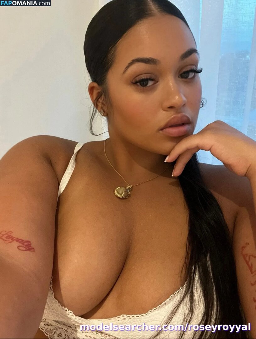Roseyroyyal Nu OnlyFans  Foto vazada #5
