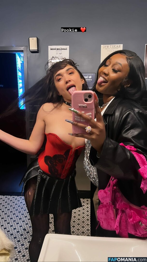 Rowan Blanchard / Simp Chat / https: / rowanblanchard Nu OnlyFans  Foto vazada #155