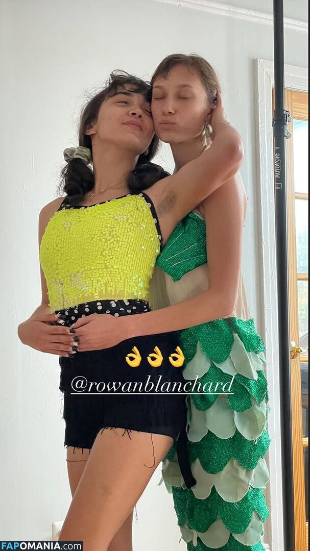 Rowan Blanchard / Simp Chat / https: / rowanblanchard Nu OnlyFans  Foto vazada #531