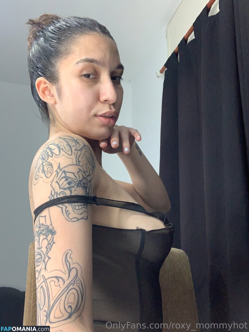 roxy_mommyhot Nu OnlyFans  Foto vazada #5