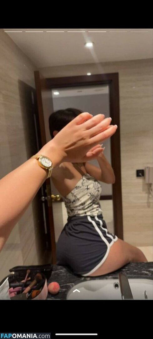Roz Idrissi / Rozidrissi Nu OnlyFans  Foto vazada #8