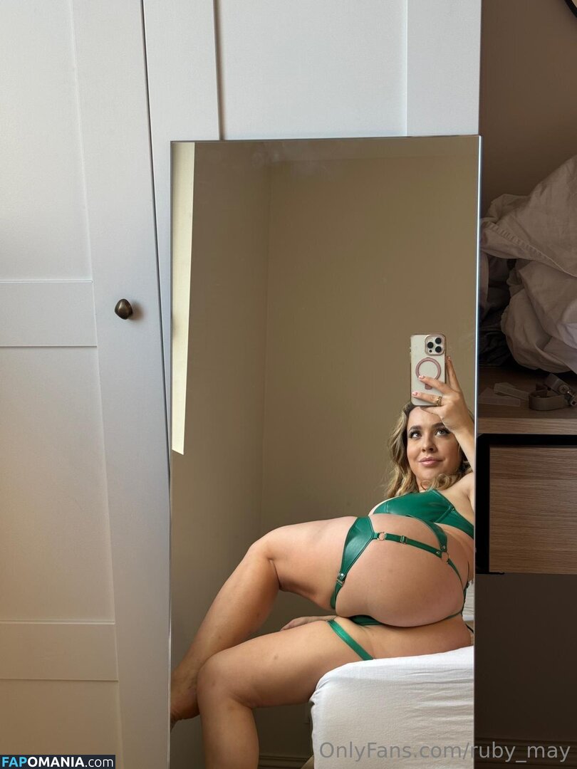 Ruby May / famous4mypersonality / ruby_may Nu OnlyFans  Foto vazada #45