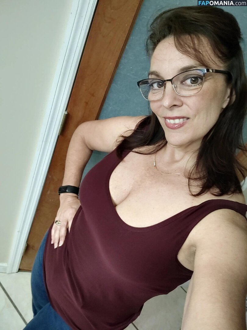 Rubym_69 / elitemomma_69 Nu OnlyFans  Foto vazada #5