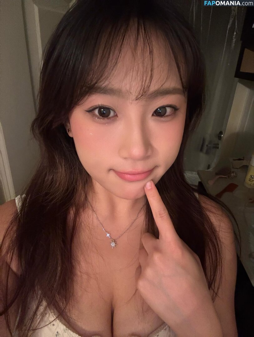 Rubyzhu / rubyzhu1204 Nu OnlyFans  Foto vazada #15