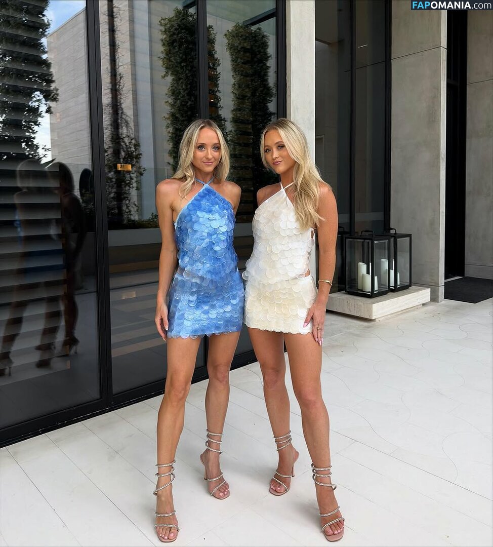Rybka Twins / TheRybkaTwins / gosudarynia_rybka / rybkatwinsofficial / twins_rybka Nu OnlyFans  Foto vazada #13