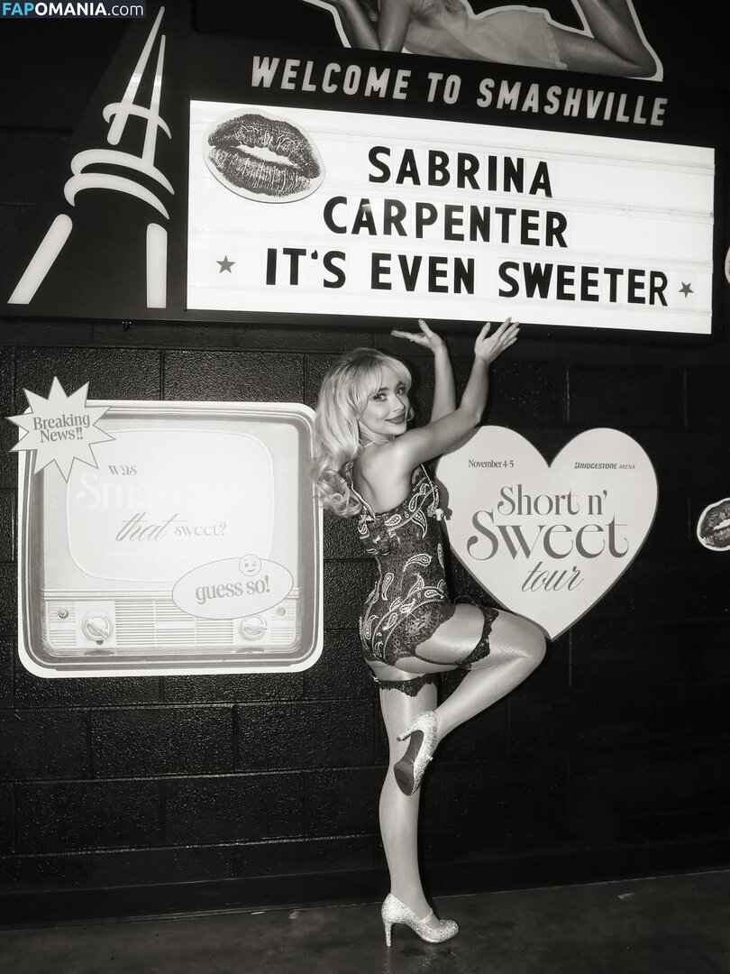 Sabrina Carpenter / https: / sabrinacarpenter Nu OnlyFans  Foto vazada #2478