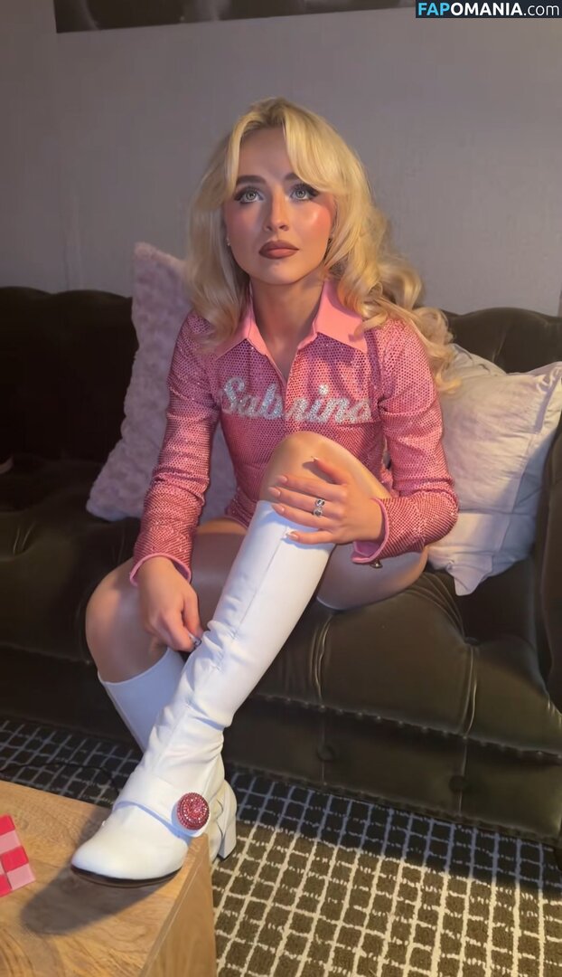 Sabrina Carpenter / https: / sabrinacarpenter Nu OnlyFans  Foto vazada #2496
