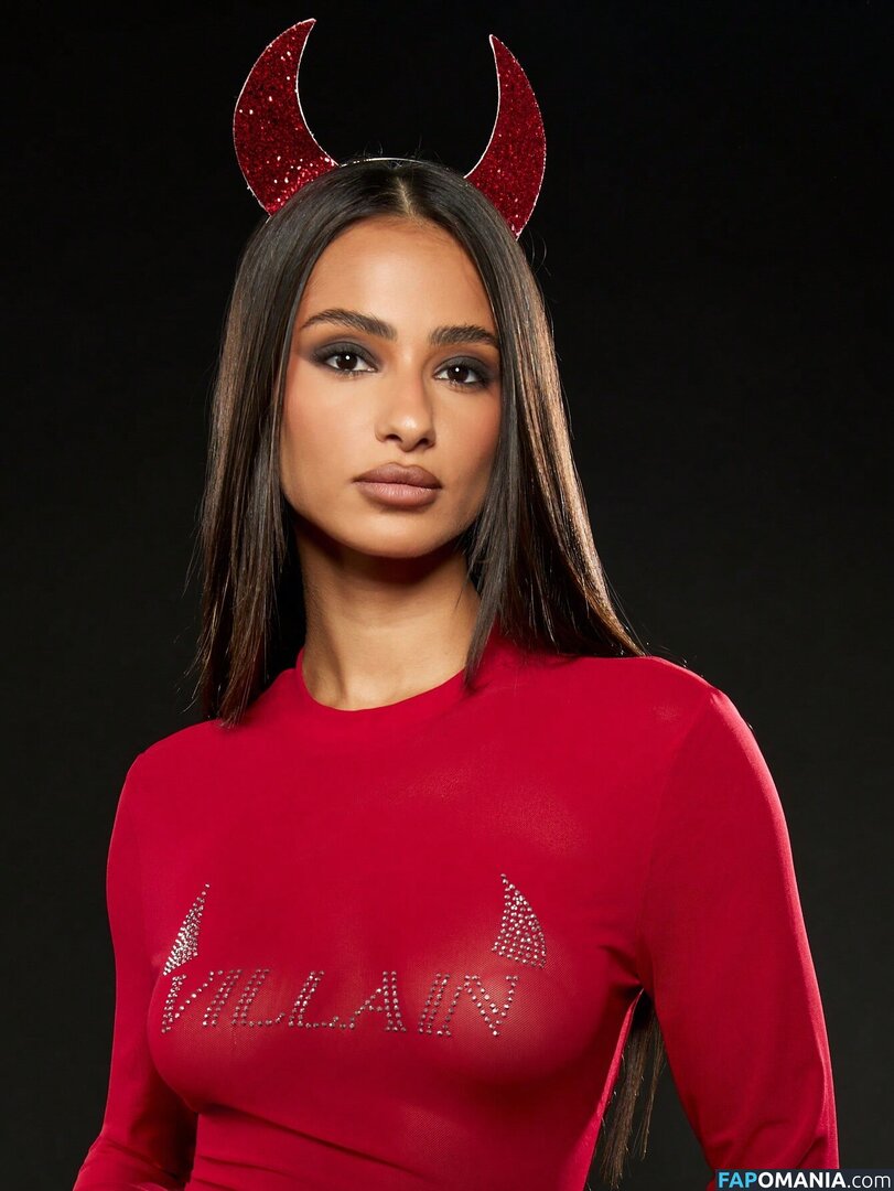 Sabrina Khouiel  / Sabrina Khouiel / Sabrinak______ / sabrinak______ Nu OnlyFans  Foto vazada #8