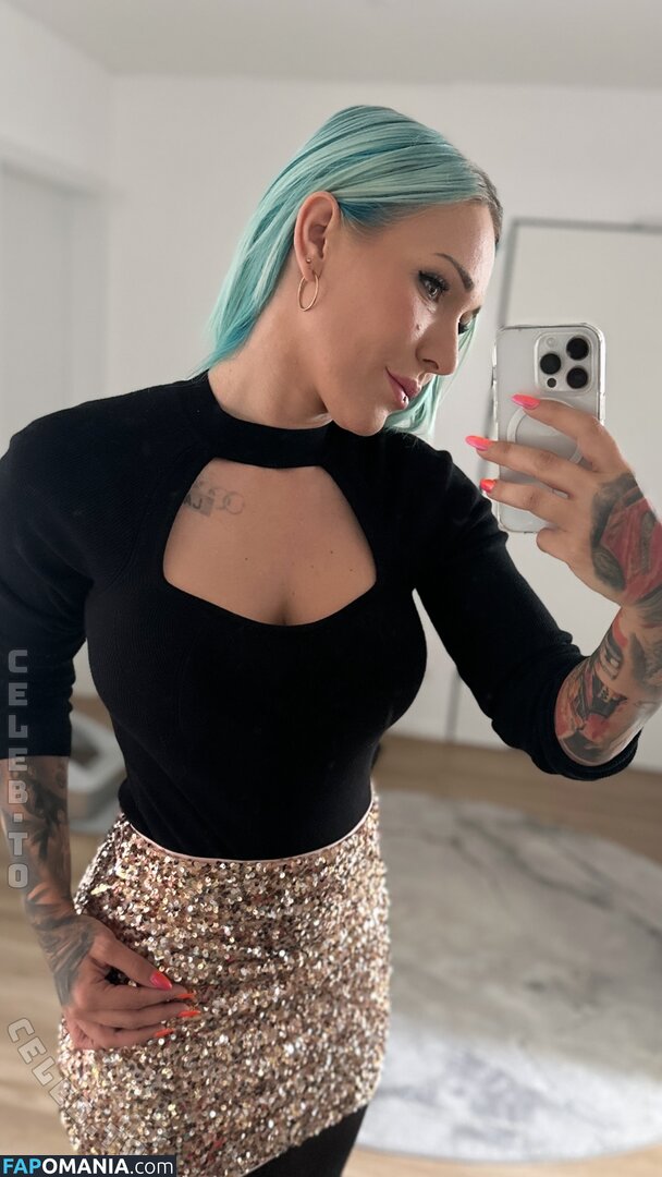 Sabrina Reiter / ps_tussi Nu OnlyFans  Foto vazada #3