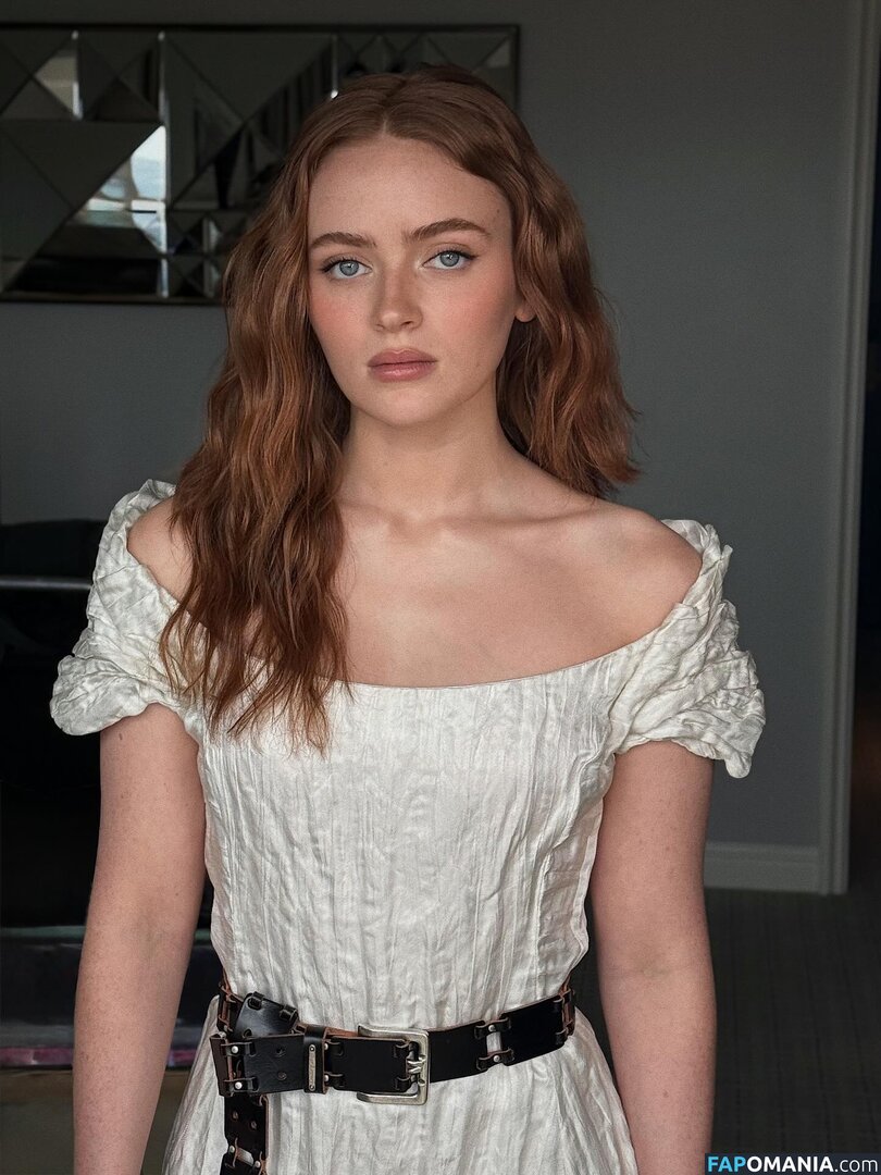 Sadie Sink / sadiesink / sadiesink_ Nu OnlyFans  Foto vazada #807