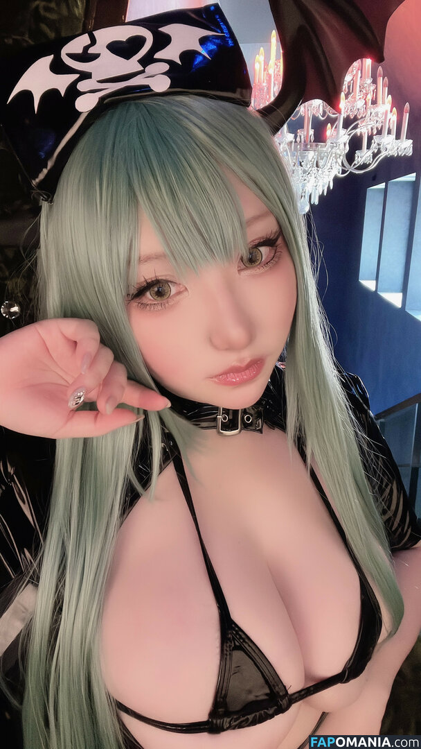 Saku / alice_mather / saku93 Nu OnlyFans  Foto vazada #4