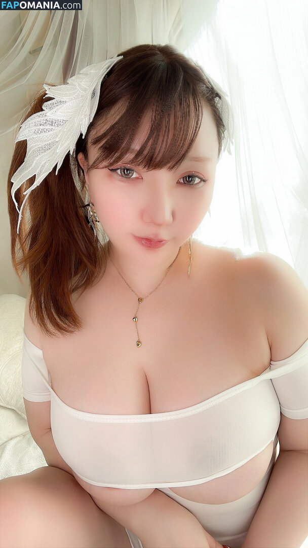 Saku / alice_mather / saku93 Nu OnlyFans  Foto vazada #1980