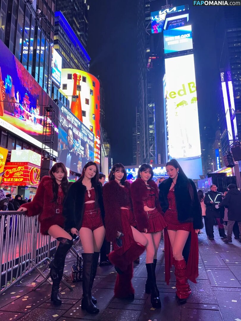 39saku_chan / LESSERAFIM / Sakura Miyawaki 宮脇 咲良 Nu OnlyFans  Foto vazada #4