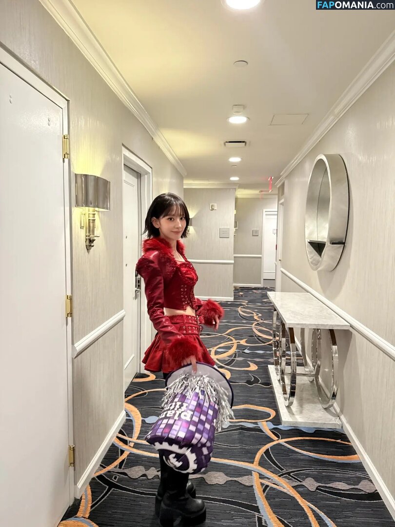 39saku_chan / LESSERAFIM / Sakura Miyawaki 宮脇 咲良 Nu OnlyFans  Foto vazada #11
