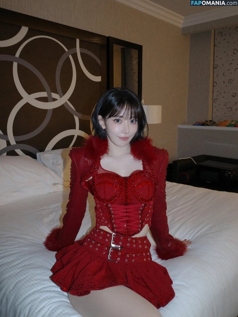 39saku_chan / LESSERAFIM / Sakura Miyawaki 宮脇 咲良 Nu OnlyFans  Foto vazada #13