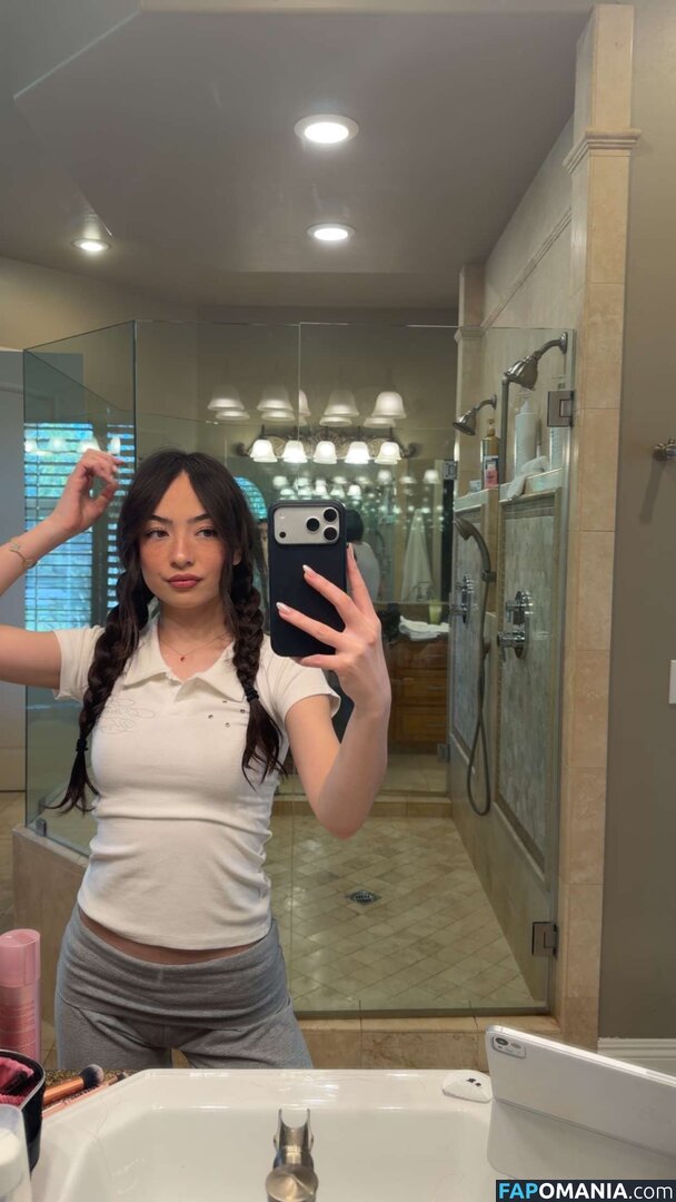 Sakura Shymko / SakuraShymko Nu OnlyFans  Foto vazada #17