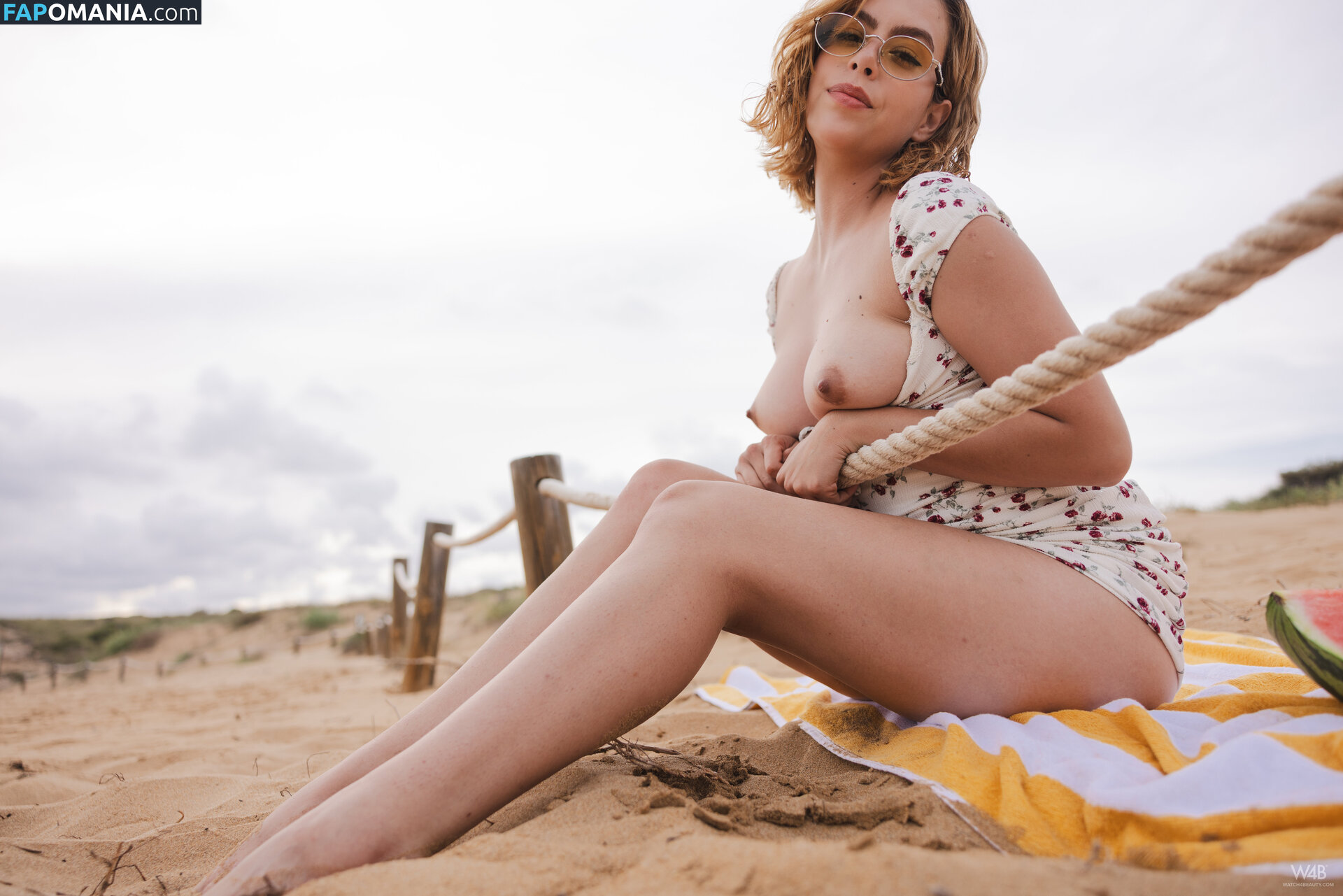 Sally Hunter / hunter80ss / sallhunt_ / sallyhunter Nu OnlyFans  Foto vazada #44