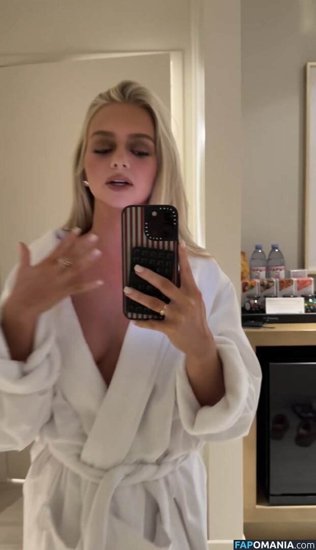 Samantha Riehl / https: / samanthariehl Nu OnlyFans  Foto vazada #1