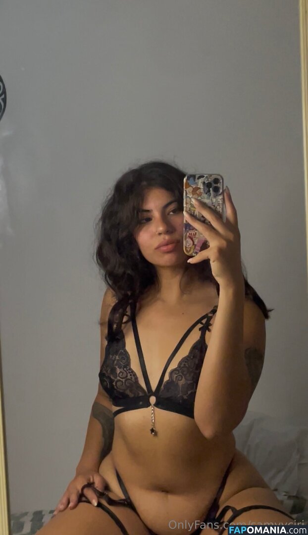 samhy.venn / samyyciri Nu OnlyFans  Foto vazada #2