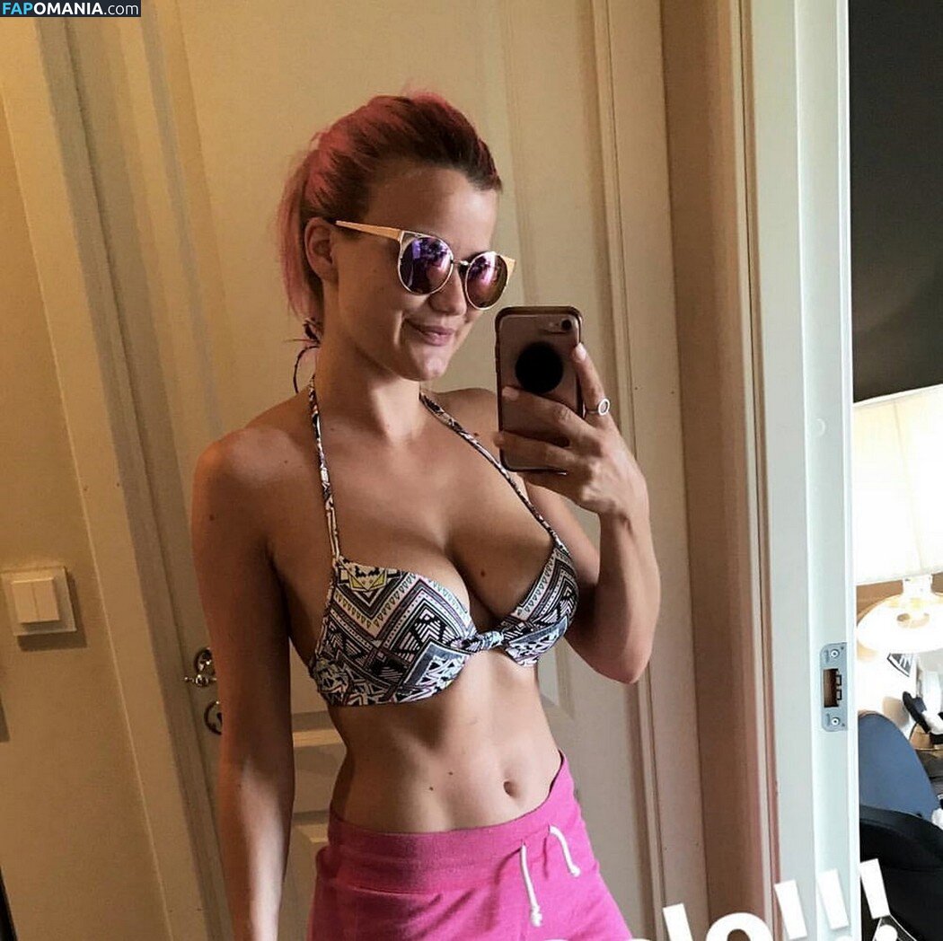 Sandra Lyng Nu OnlyFans  Foto vazada #3