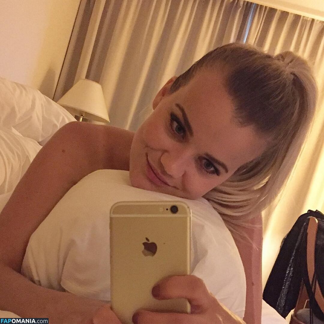 Sandra Lyng Nu OnlyFans  Foto vazada #17