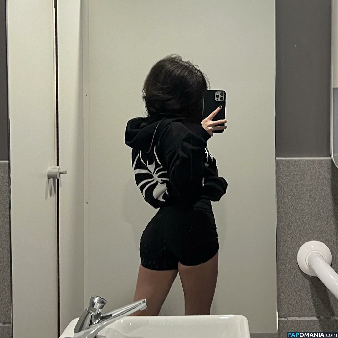 https: / protheme / sanyaaa / sanymaa / sanymaaa Nu OnlyFans  Foto vazada #74